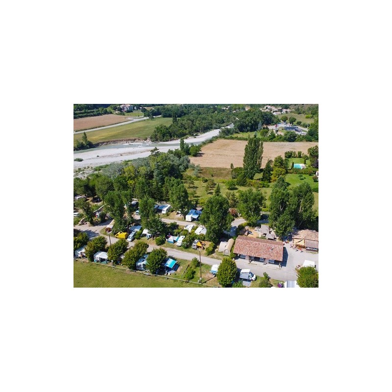 Camping *** Les Chapelains