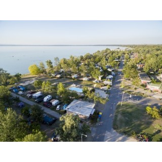 Aranypart Camping & Apartments