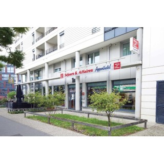 Sejours et Affaires Lyon Park Lane