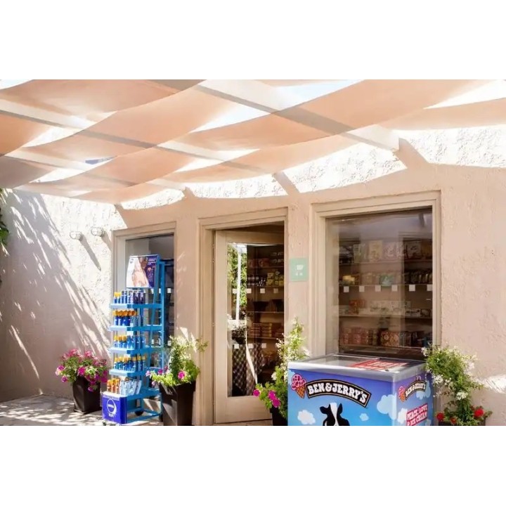 Sundance Apartments & Suites