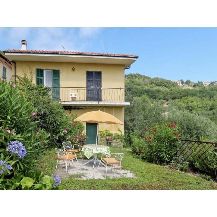 Ferienhaus in Caravonica ab 44€ pro Nacht