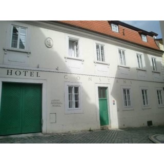Boutique Hotel Constans