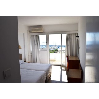 Sun Hall Beach Apartments