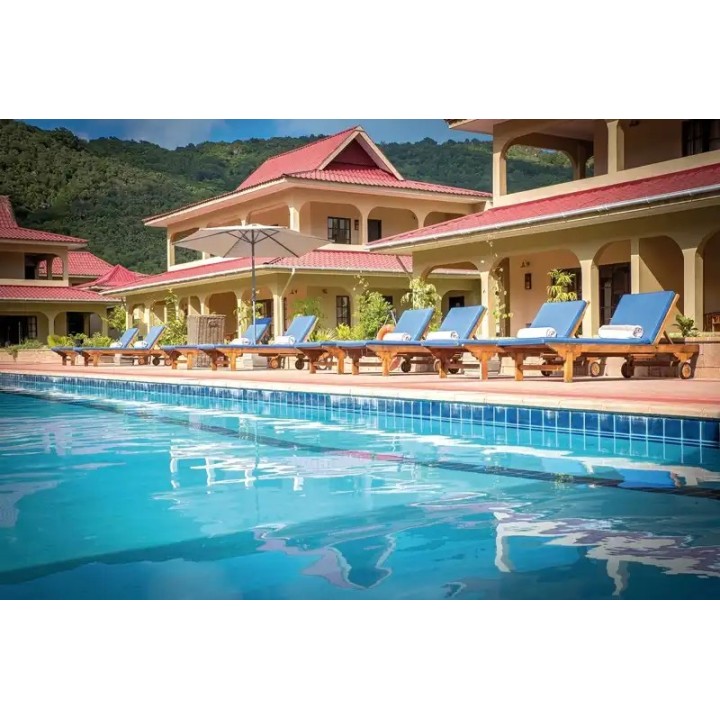 The Oasis Hotel Restaurant & Spa