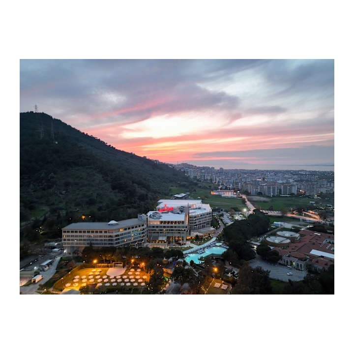 Hotel Kaya Izmir Thermal & Spa