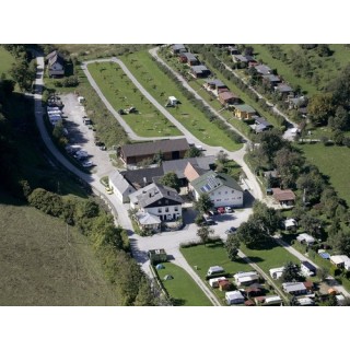 Camping Paradise Garden