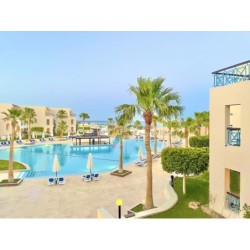 Ivy Cyrene Island Aqua Park Resort