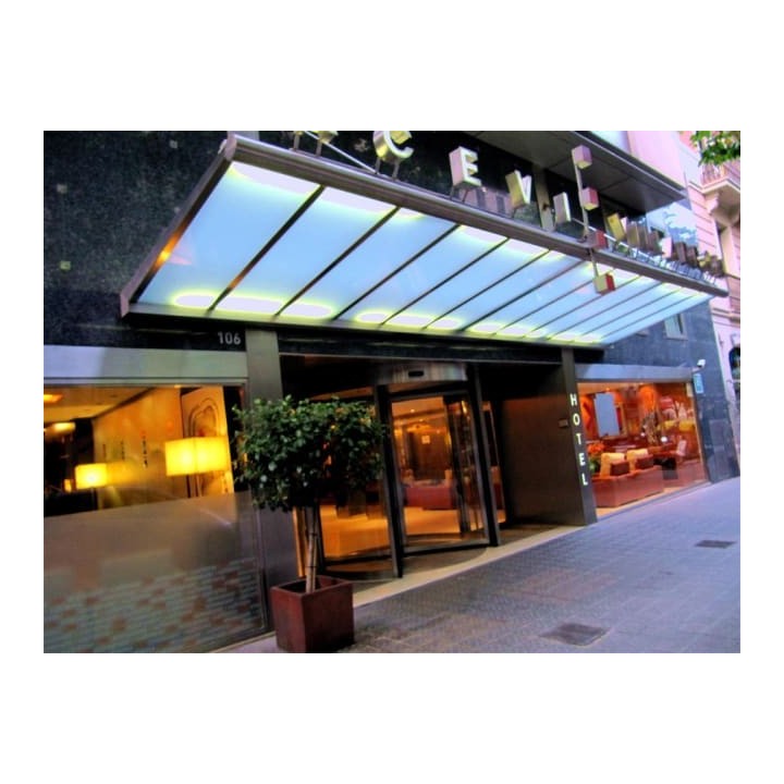 Hotel Acevi Villarroel