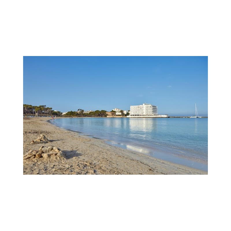 Universal Hotel Marques