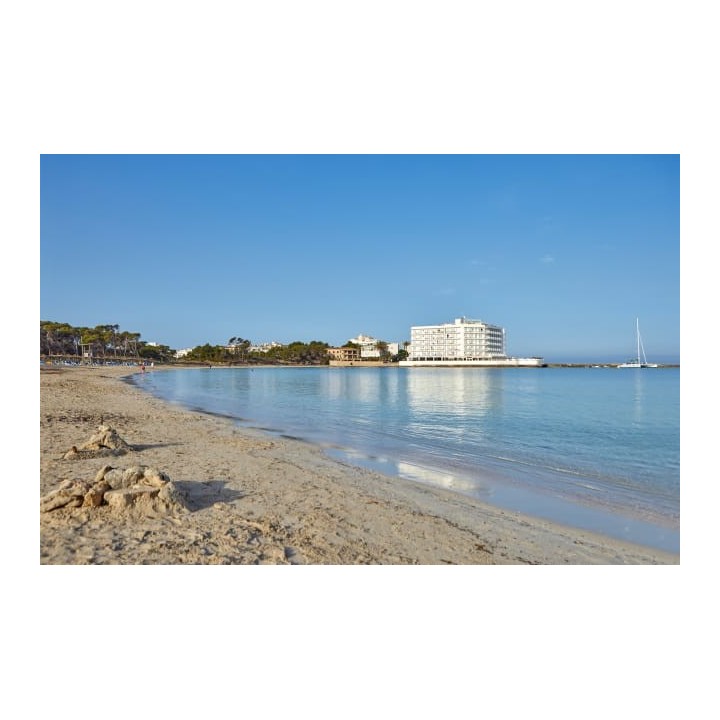 Universal Hotel Marques