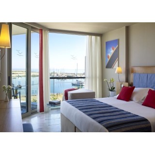 Kyma Suites Beach Hotel