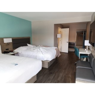 Travelodge by Wyndham LAX