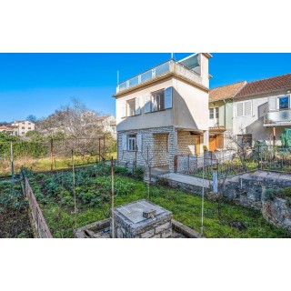 Ferienhaus in Raslina ab 53€ pro Nacht