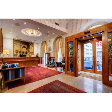 Raffaello Hotel