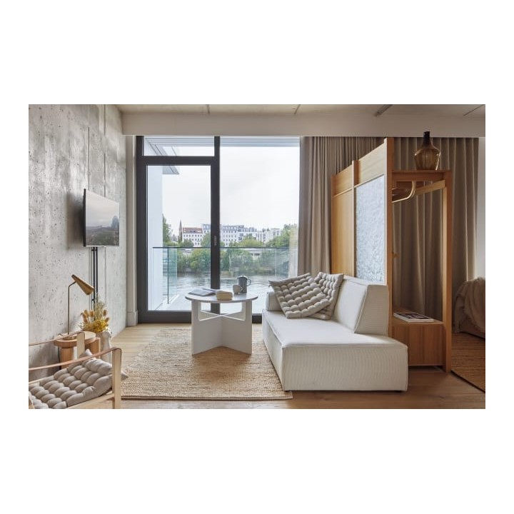 Locke at East Side Gallery