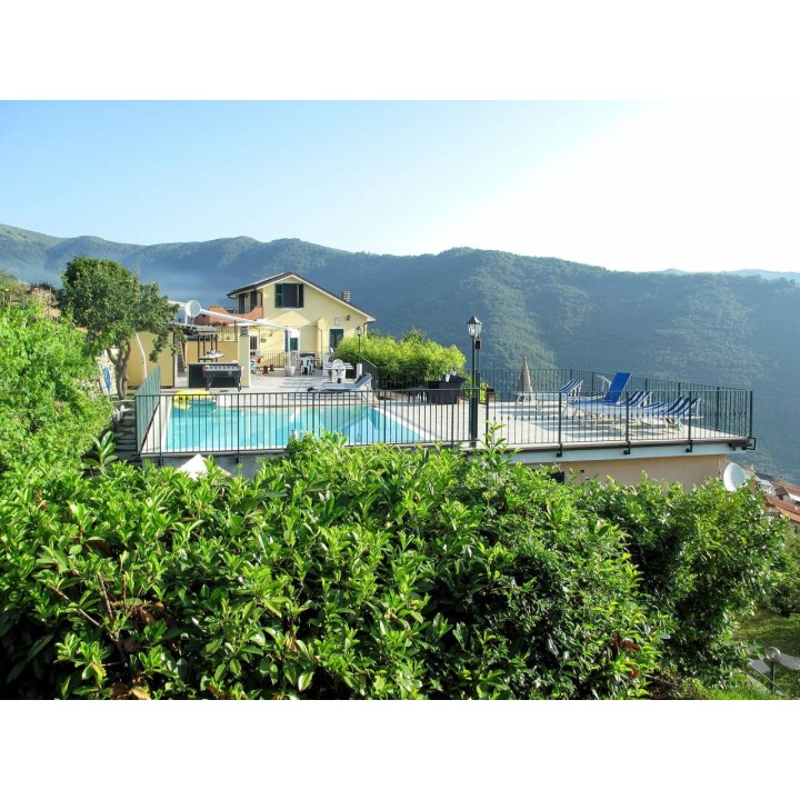 Ferienwohnung in Prelà ab 41€ pro Nacht