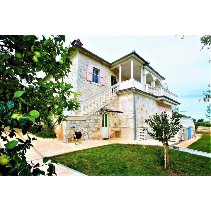 Ferienwohnung in Kastelir ab 51€ pro Nacht