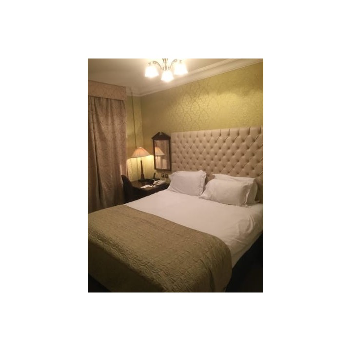 The Leonard Hotel & Residence