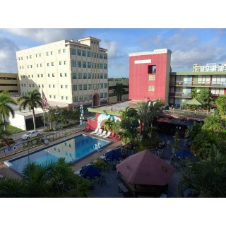 Ramada Downtown Hollywood  Hotel