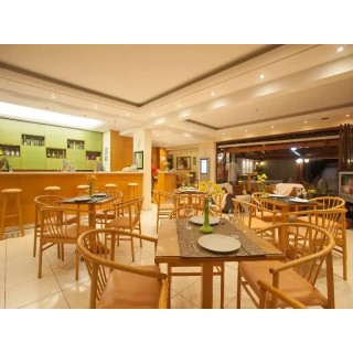 Dimitra Hotel & Apartments