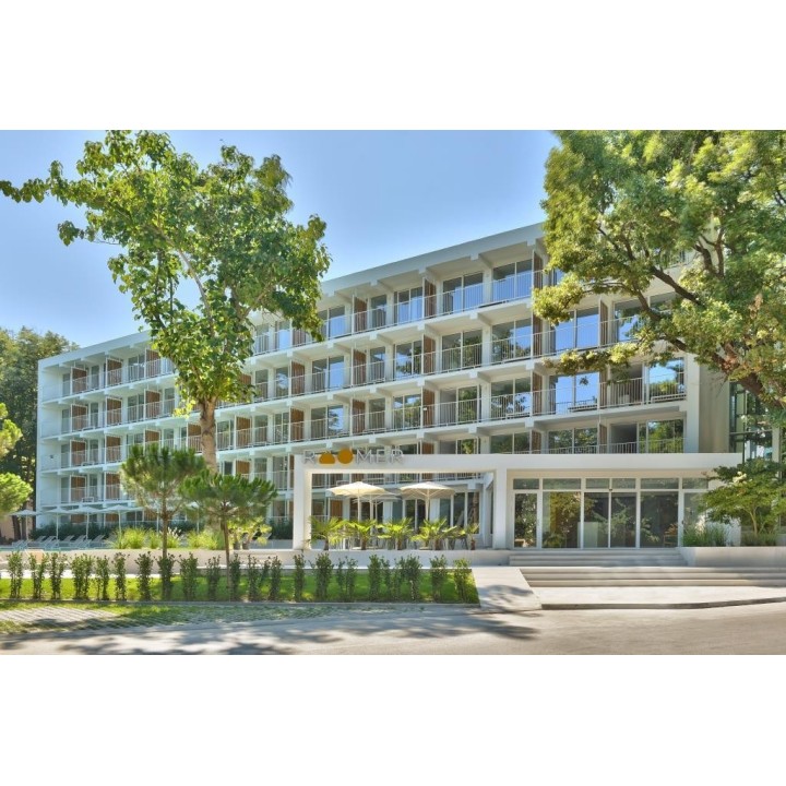 ibis Styles Golden Sands Roomer Hotel