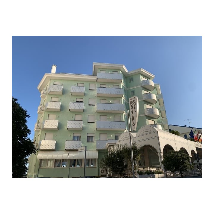Hotel Montecarlo