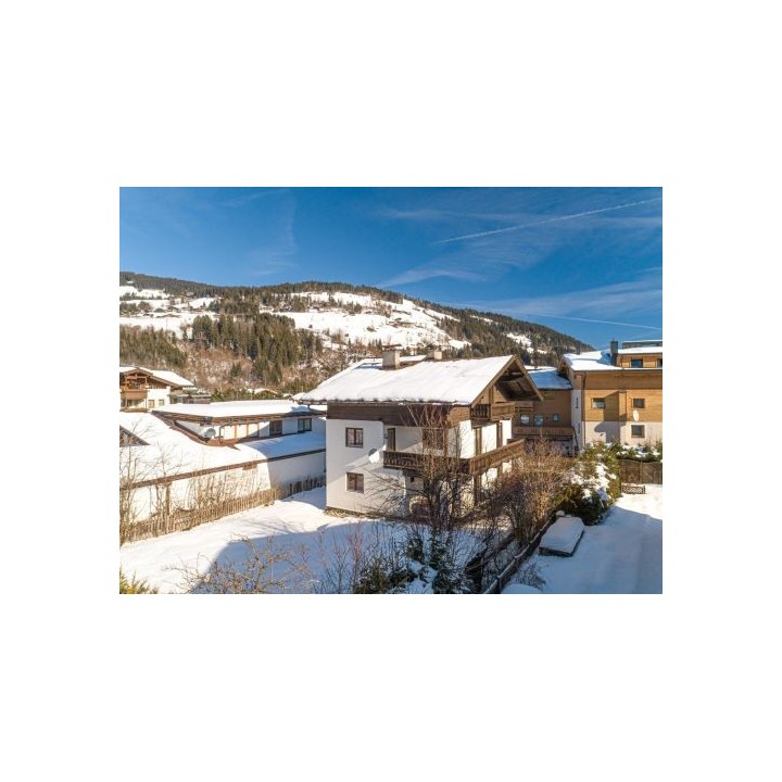 Ferienhaus Berg und Bach  - 12 Personen