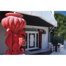 M Glamour Hotel