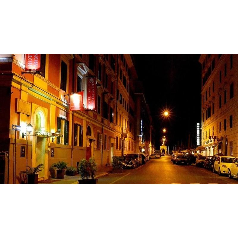 Hotel Montecarlo