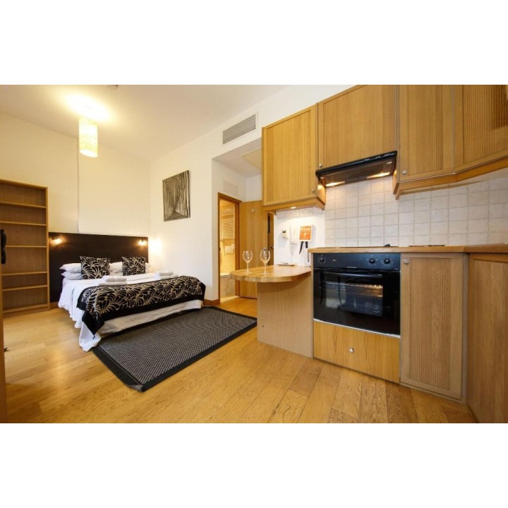 Studios 2 Let Serviced Apartments