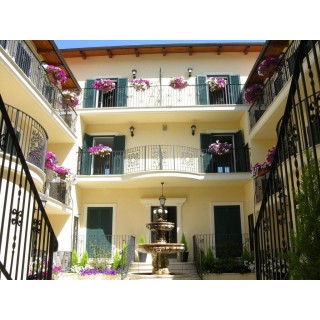 Aurelia Vatican Apartments