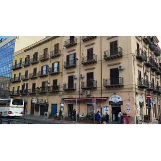 Room & Breakfast Zero