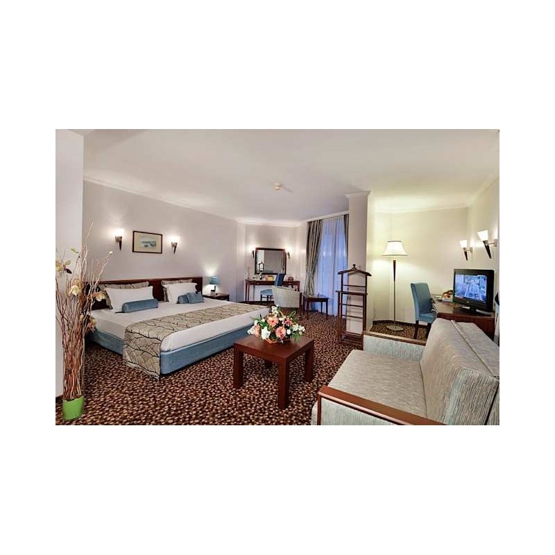 Best Western Plus Hotel Khan