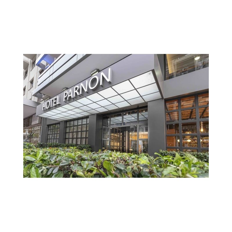 Parnon Hotel