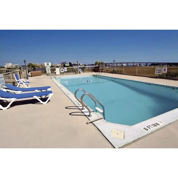 Holiday Inn Riverview Charleston