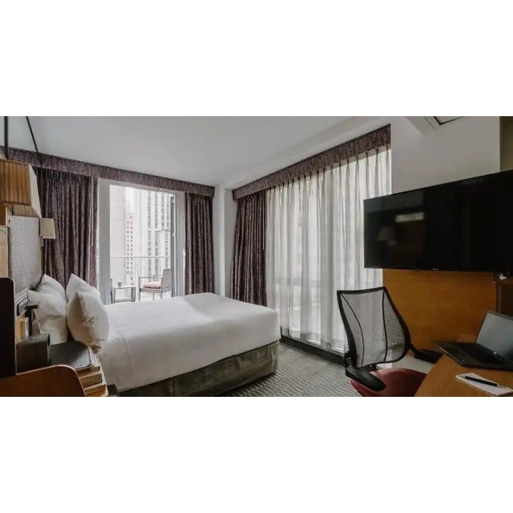 The Jewel Facing Rockefeller Center