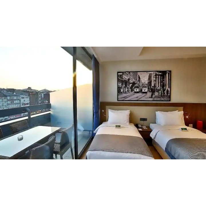 Ramada Istanbul Old City Hotel