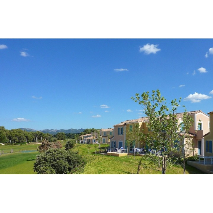 Berlin - Vitrolles - Terres de France - Résidence de la Cabre d'Or