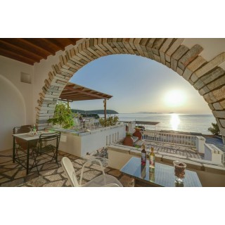 Düsseldorf - Moutsoúna - Agerino