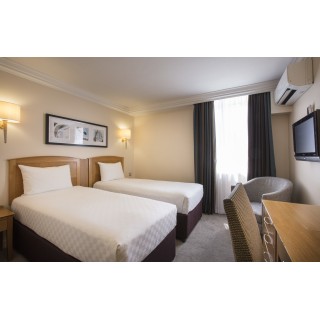 München - Heathrow - Thistle London Heathrow Terminal 5