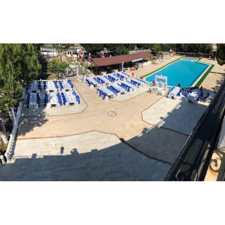 Berlin - Izmir, Türkei - palm club apart otel