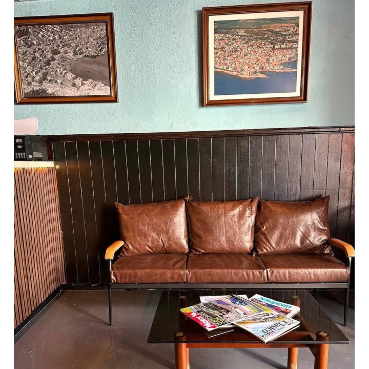 Berlin - L'Escala - Nou Roser