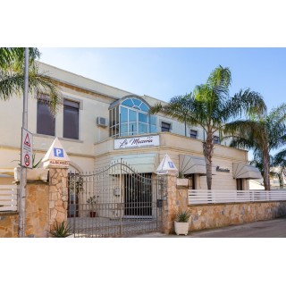 Hamburg - Otranto - La Masseria Hotel Ristorante Centro Benessere