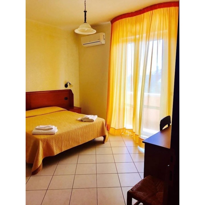 München - Capo Rizzuto - Hotel Ristorante La Decanata