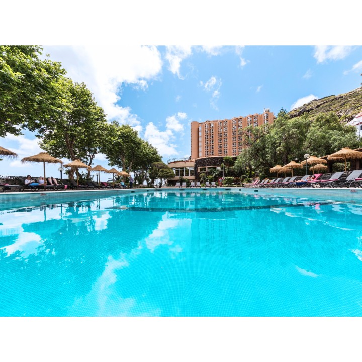 Düsseldorf - Machico - Dom Pedro Madeira