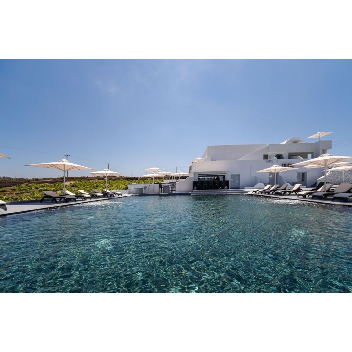 Frankfurt - Santorin, Griechenland - Serenità Luxury Suites