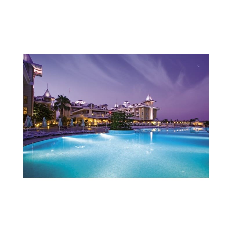 Side Star Resort