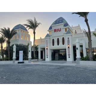 Hotel Riu Karamboa