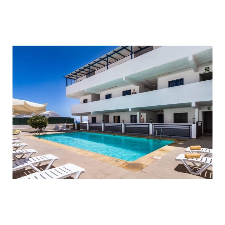 LABRANDA Los Cocoteros Apartments